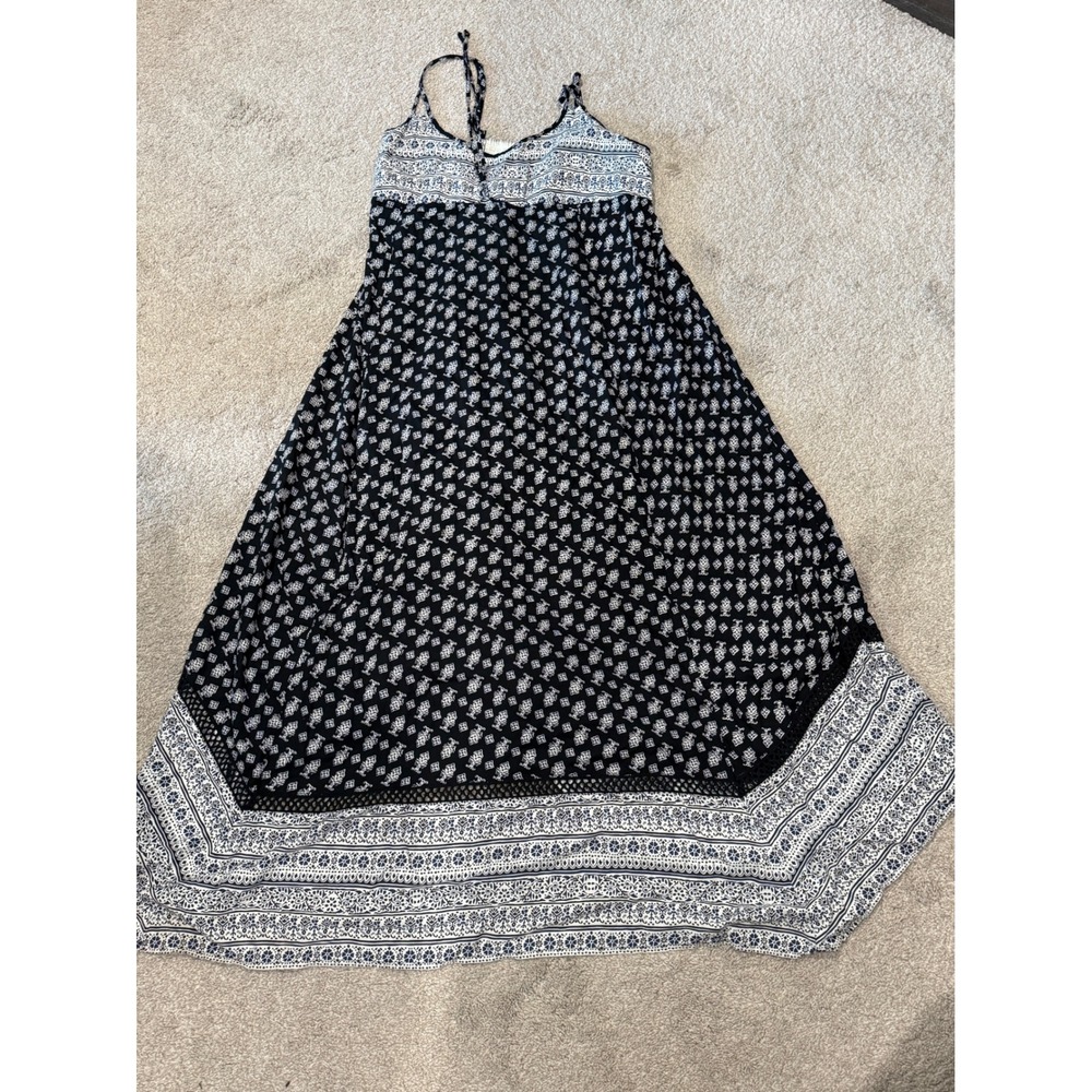 American Eagle Black White Paisley Geometric Handkerchief Hem Maxi Dress Medium
